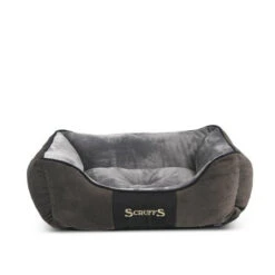 Scruffs Chester Box Bed -Hondenbenodigdheden Winkel d2fc43b1192fa93a2a1cab3fa0759fa15b50a4a546c013a3e16d56b611f526f6 5